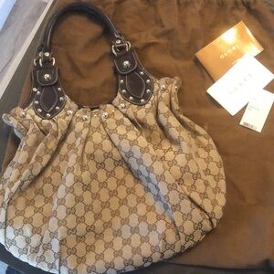 Gucci 203624 GG Canvas Studded Pelam Medium Shoulder Bag